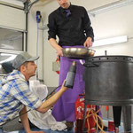 Hannes Sandhofer und Stefan Reisigl in Action für´s feurige Dessert