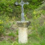 Croix en dessous de Chazelles