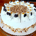Orangen-Mandelbuiskit-Torte im Gasthaus Götz
