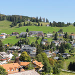 Blick zur Kapelle vom Balkon der Fewo