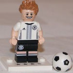 Lego minifigurs serie 71014 howedes n.4 € 15.00