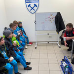 F-Jugend: Funino-Taktikbesprechung auswärts in Wackersdorf