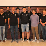 Die Abteilung Fußball mit den Abteilungsleitern Christian Bronold (1.Abteilungsleiter) und Tobias Zinkl  (2.Abteilungsleiter) 