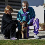 im neuen Zuhause mit ihren neuen Besitzern 