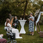 Freie Trauung in der Location "Hofgut Hahn" in Hochborn, Fotografin © Lea Weber