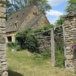 Vue de la Fuchseraie à droite et du Cuvier au fond