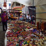 Der Markt in Otavalo ist einer der grössten und schönsten in Südamerika.