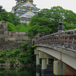 Das Stadtschloss von Osaka ist ein imposanter Bau aus dem 17. Jahrhundert.