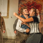 Dans "Les Rustres " de Goldoni. Théâtre Cie Nihilo Nihil Juillet 2013