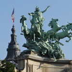 Grand Palais "LHarmonie triomphant de la Discorde", côté Seine 
