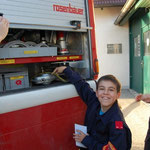 Albin Zeilinger weis wo sich der Greifzug im Farhzeug befindet