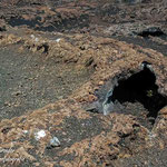 Galápagos: Lavaröhren des Vulkan Sierra Negra