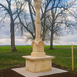 Après : Restauration complète du calvaire d'ETON (55) en pierre de Jaumont et dallage en pierre de Bourgogne