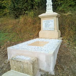 Restauration d'un monument au mort. Après