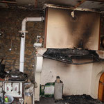 remplacement suite à un incendie d'un linteau de cheminée en pierre de SEMOND. avant