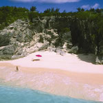 http://www.sharefb.com/the-pink-sands-beach-in-harbour-island.html