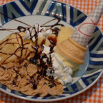 バナナクレープ   BANANA  CREPE (with ICE CREAM)
