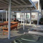 Pooldeck mit öffentlichem BBQ