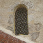 Eglise de CHAPEAU (03) 10 baies + bavettes et grilles de protection laiton