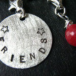 Art.Nr.: C-1025 asereba-charm "FRIENDS"