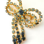 1950s Graciously Feminine light blue and dark blue double-loop bow Brooch with cascading fringe pendant -  great quality -Art.351/4- SOLD OUT