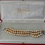 1920 bracciale 3fili perle di Majorca in originale astuccio  -art.545- SOLD OUT