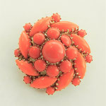 Gorgeous 1950s simulated orange coral glass cluster  Brooch UnSigned Designer Dog-Tooth Set in gold tone  -Art.406/4-  SOLD OUT