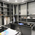 Chambre de sécurité aménagée en dressing