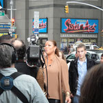 Queen Latifah bei einem Interview am Times Square