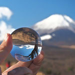 富士を掴まえた（山中湖  １２月）梅川記生