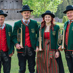 Flügelhorn: V.l.n.r.: Franz Hinteregger, Hans Leitner, Sophie Stark, Josef Hinteregger jun.