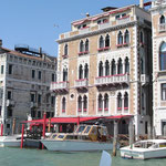 Dieser Palazzo darf nicht fehlen! Das "Hotel BAUER Palazzo" (Es existiert leider keinerlei verwandschaftliche Beziehung zu mir !).