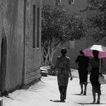 Frauen in den Straßen von Khiva (Uzbekistan)