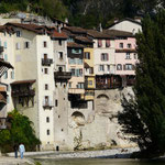 maisons suspendues sur la rivière (BOURNE) à PONT en ROYANS (6kms)