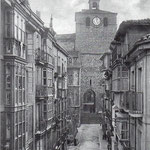 c. 1900 Calle del Puente desde el norte. Al fondo, la Catedral