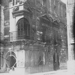 c. 1918 Palacio de Villatorre, en la esquina de la Plaza Vieja (en primer plano) y Santa Clara (a la derecha)