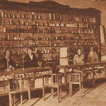 ¿Año? Farmacia y droguería Villafranca en el número 13