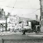 1941 Restos de la Ribera desde el comienzo del Paseo Pereda. A la derecha, ruinas del edificio de la Aduana