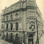 1924 Edificio del Ateneo, construido sobre el antiguo Teatro Principal, en la esquina del Arcillero (izquierda) con San José (derecha)