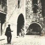 1924 Comienzo de Ruamayor junto a la Catedral. Desde el oeste