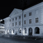Kunshaus Langenthal mit Weihnachtsbaum.