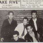 TAKE FIVE met zanger Achmed Albar (foto genomen in Dancing De Aap)