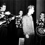 THE SKIFFLING GUYS vlnr: Theo v.d. Broek - Huub Oosterum - Herman van Oosterum - Ton Bogers - Kees van Dijk (fotocollectie: Kees van Dijk)