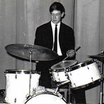 Niek Brokx met zijn nieuwe drumstel (feb. 1966)