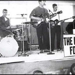 THE MAGIC FOUR op de planken in de veemarkthal in Etten Leur, tijdens een grote beat show Beatparade '68 georganiseerd door de jongerensoos de Tienerhoeve