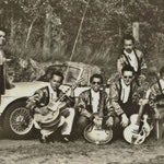 THE BOUGAINVILLES  vlnr: Mobi, Lex en Ronny Thieme, Louis Ooijen, Fred en Piet Thieme. jr.