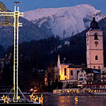 Weihnachtsmarkt am Wolfgangsee. Ein Muß für jeden der Weihnachtmärkte liebt.