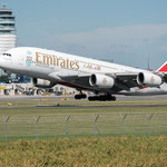 A380 startet in Wien - take off vienna airport