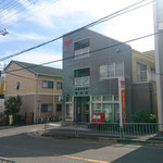 郵便局も近くにあります。