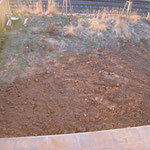 27.01.2011 - der Garten mit Muttererde - und auch mit ohne :)